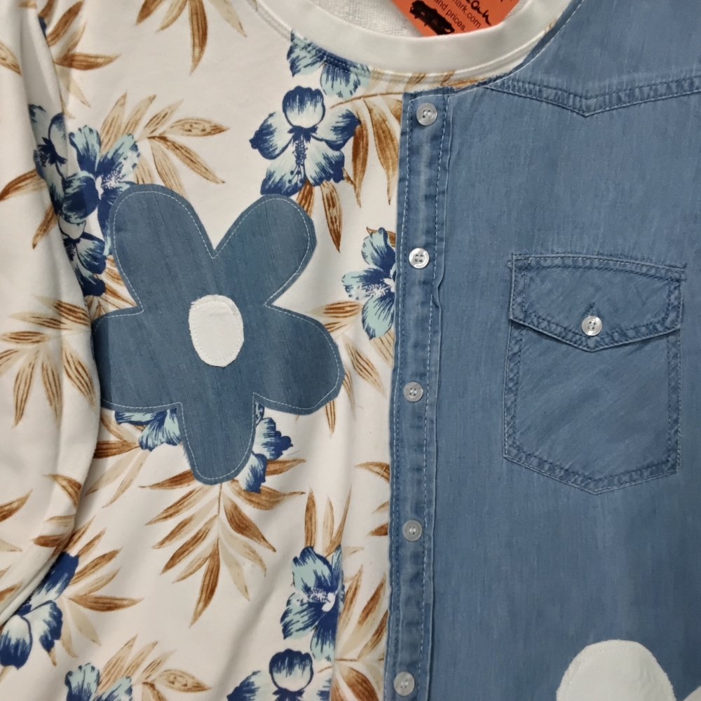 3864 Size XL Upcycld Floral Blue and White Women's Sweatshirt - Picture 2 of 7